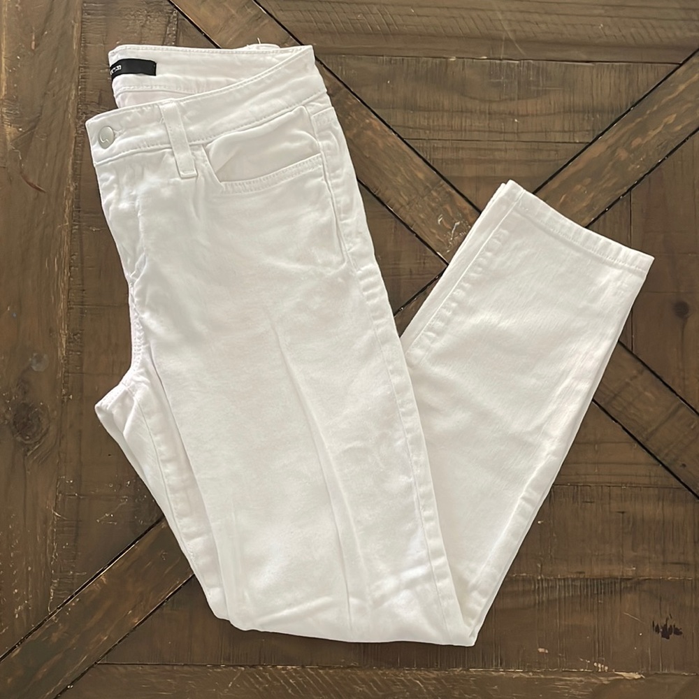 White Joe’s Jeans, size 26, skinny ankle jeans